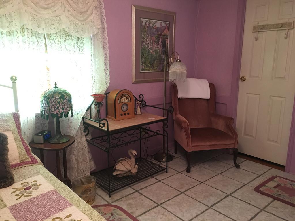 Scottys Junction シェイディー レディー ベッド＆ブレックファスト Bed & Breakfast エクステリア 写真